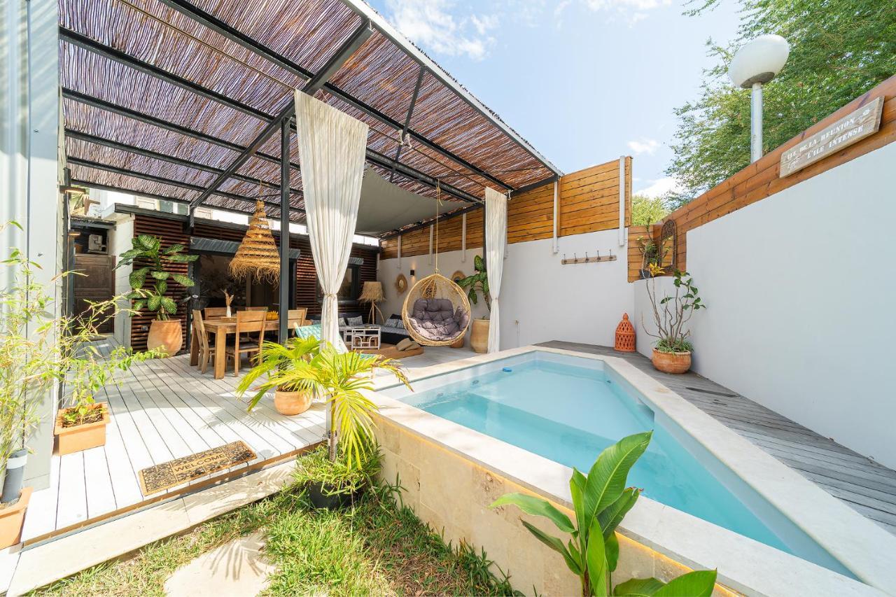 Villa Latrille - Piscine - Sauna - Jacuzzi لا سالين لو باين المظهر الخارجي الصورة